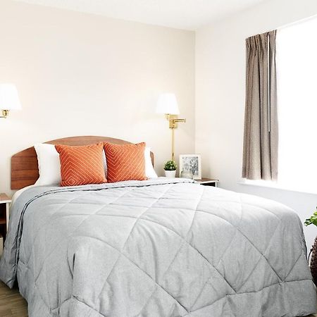Intown Suites Extended Stay Houston Tx - Stuebner Airline Rd Louetta Exterior foto